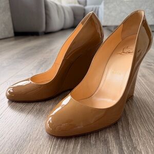 Christian Louboutin Tan Patent Leather Wedge Pumps